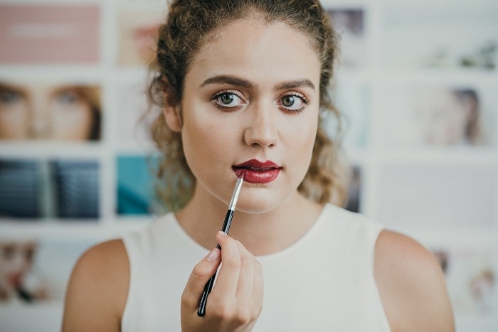 Bật Mí Một Vài Cách Lựa Chọn Son Môi Chính Hãng