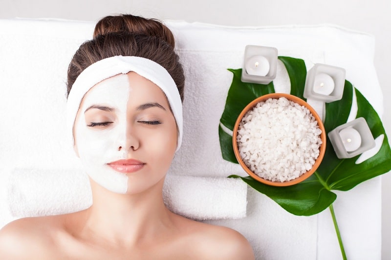 Làm đẹp tiết kiệm bằng những nguyên liệu rẻ tiền sẵn có